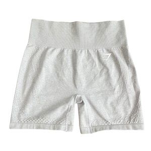 GYMSHARK VITAL SEAMLESS SHORTS White/Silver Size Medium Women’s Shorts